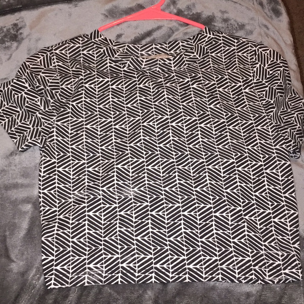black and white crop top